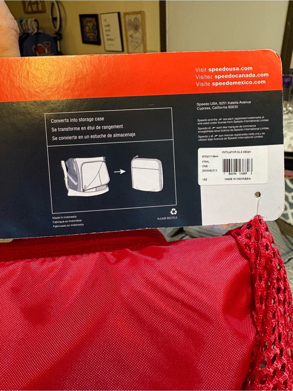 Speedo Red Mesh Drawstring Swim Backpack - Picture 5 of 5